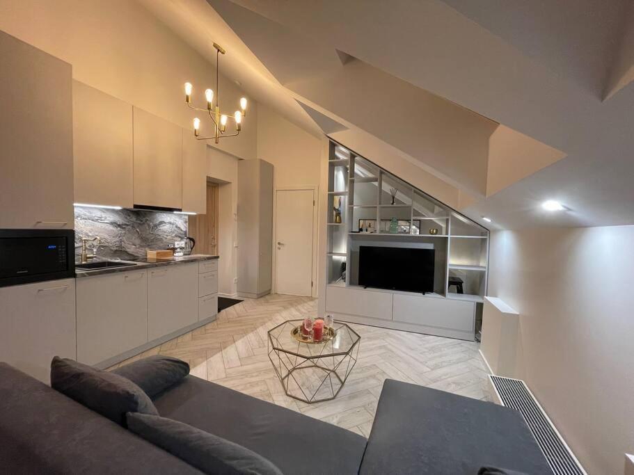E.M. Studio In City Center كاوناس المظهر الخارجي الصورة